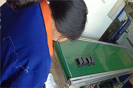 塑胶模具知识&mdash;&mdash;冷除了加衣服，还要注意「加强筋」