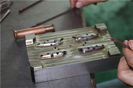 塑胶模具厂&mdash;&mdash;博腾纳精工细作只为客户满意