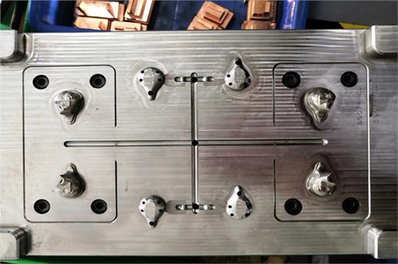 深圳塑胶模具厂&mdash;&mdash;博腾纳坚持以质取胜，打造品质模具