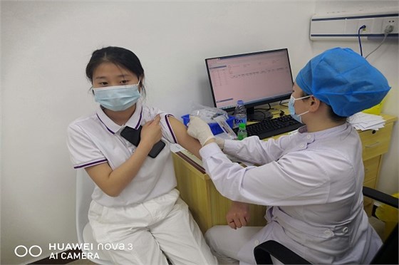 塑胶模具厂&mdash;&mdash;博腾纳12年耳机模具经验为您定制好每一套模具