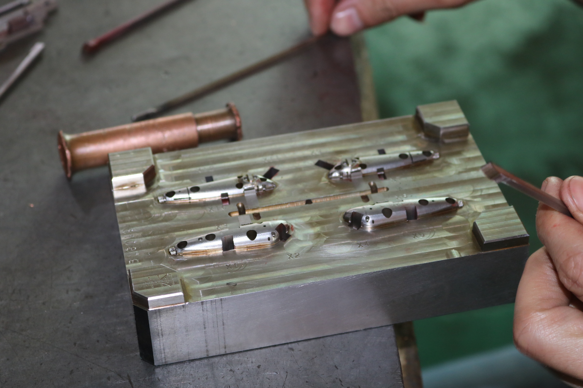 博腾纳&mdash;&mdash;专注塑胶外壳模具