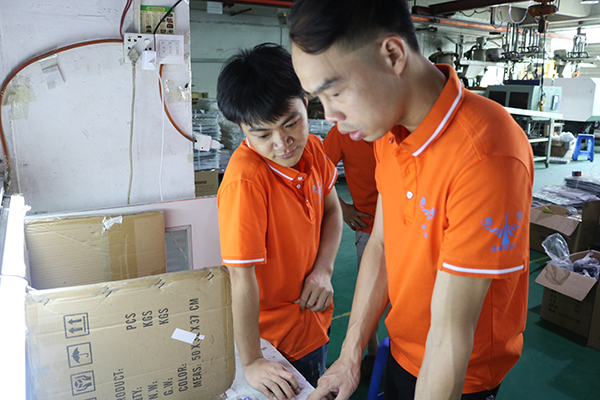 找高品质蓝牙耳机模具厂&mdash;&mdash;博腾纳是您的不二之选