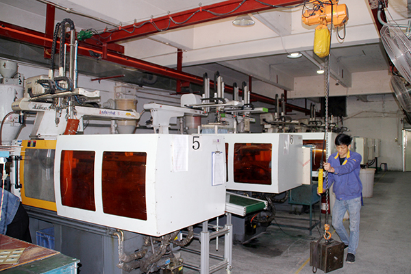 注塑模具厂如何解决温度对产品翘曲变形的问题？&mdash;&mdash;博腾纳