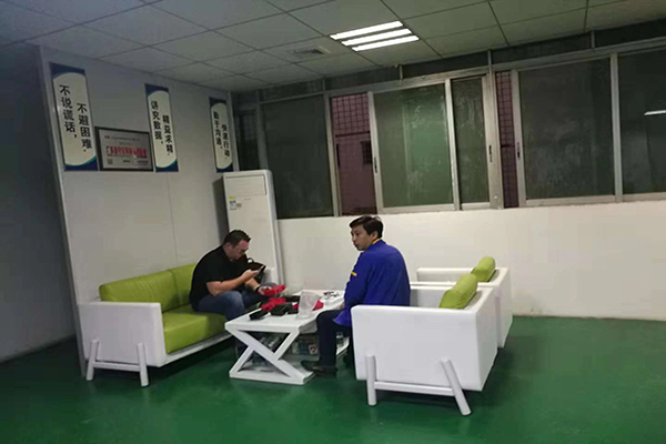 让人省心注塑模具加工厂——生产高效，配合默契