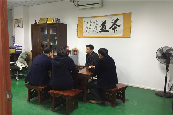 看！深圳塑胶模具厂与郑州客户因模具千里结缘——博腾纳